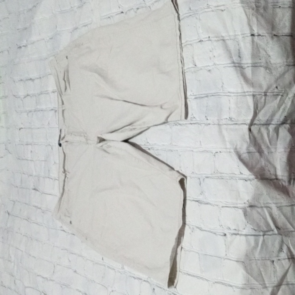 Bandolino women's shorts